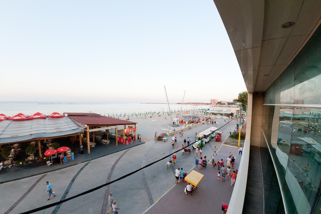 Hotel Complex Aristrocratos Mamaia Exterior foto